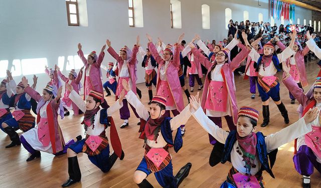 İstanbul'da 'Türk Dünyası Çocuk Oyunları Şenliği' düzenlendi
