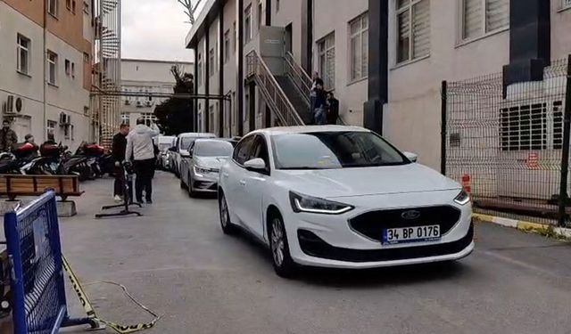 Polislere yönelik alaycı ifade kullanan 8 kişi gözaltına alındı