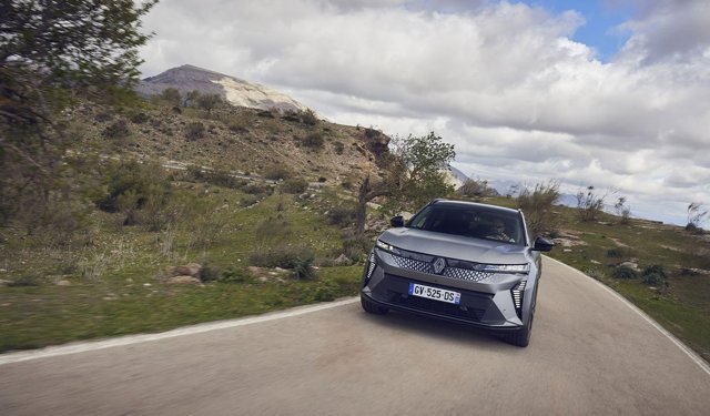 Renault Scenic E-Tech Türkiye pazarına giriş yaptı