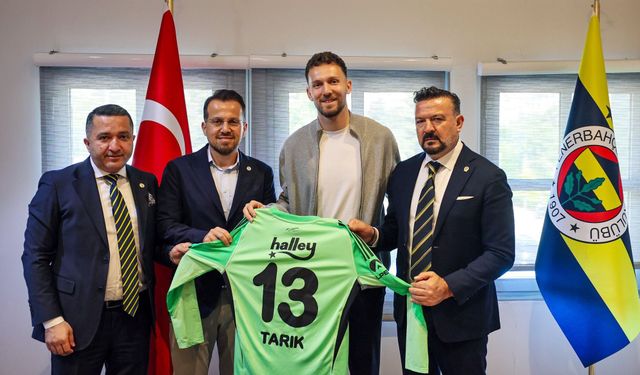 Fenerbahçe, Tarık Çetin ile 3 yıllık sözleşme imzaladı