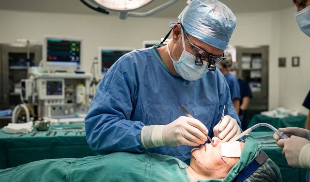 Güzellik operasyonu sonrası hayatı kabusa döndü