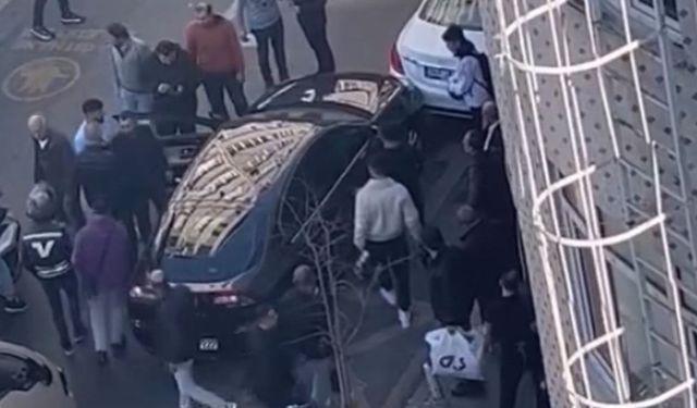 Kağıthane’de zincirleme kaza: Sürücü kalp krizi geçirdi