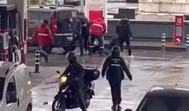 Başakşehir’de akaryakıt istasyonunda kavga kamerada