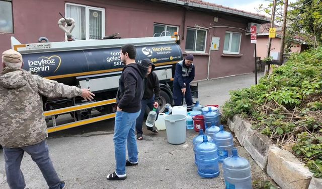 İstanbul’da 4 gündür susuzluk: Mahalleli bidonlarla kuyrukta