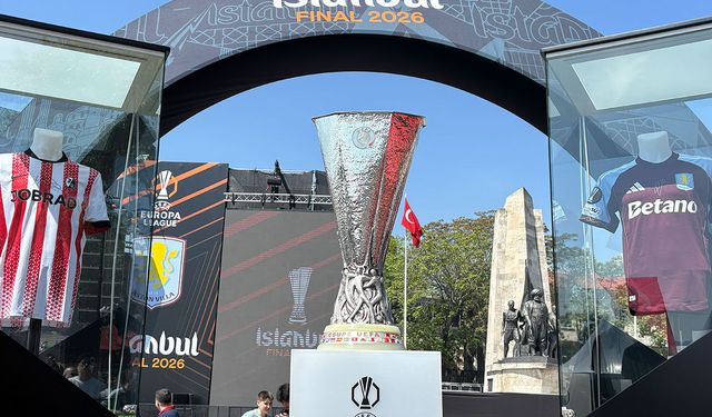 İlhan Mansız’dan final öncesi kupa sürprizi