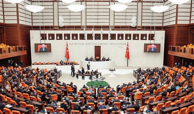 TBMM fahiş aidat düzenlemesini kabul etti