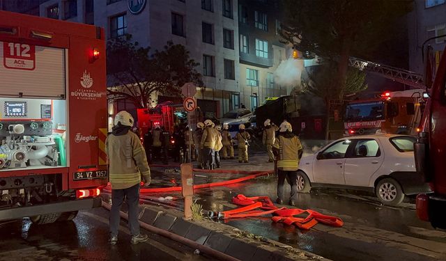 Şişli’de sabaha karşı yangın paniği