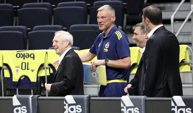 Aziz Yıldırım ve yönetim kurulundan, Fenerbahçe Beko'ya başarı dileği