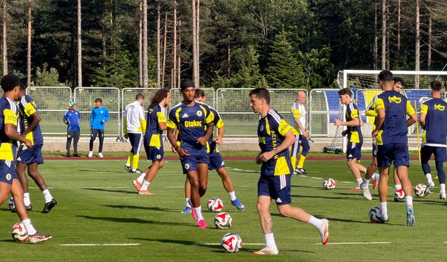 Fenerbahçe, Topuk Yaylası'ndaki ilk antrenmanını yaptı