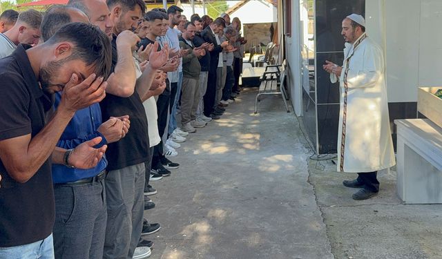 Lunapark faciasında ölen genç son yolculuğuna uğurlandı