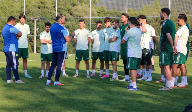 Esenler Erokspor Bolu'da kampa girdi