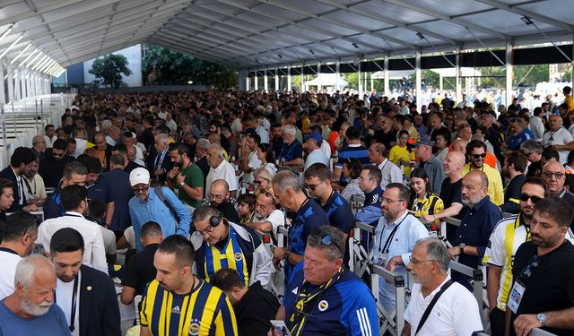 Fenerbahçe'de oy kullanma işlemi başladı