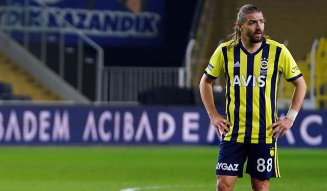 Caner Erkin, profesyonel futbol kariyerini noktaladı
