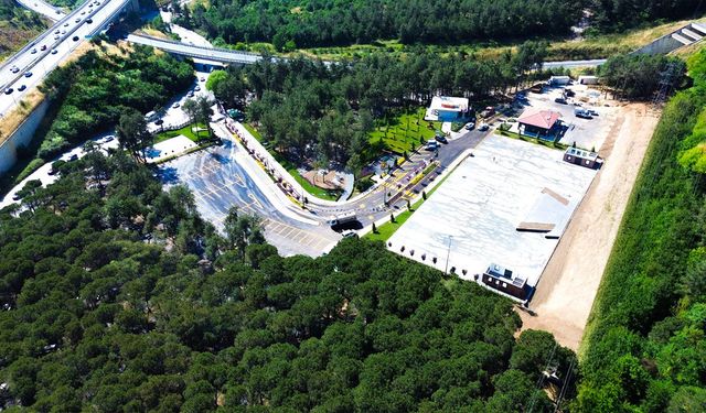 Ümraniye’de ‘Anadolu Millet Bahçesi’ hizmete açıldı