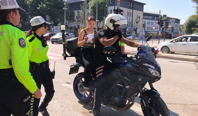 YKS’de dakikalarla yarış: Polis öğrenciyi 1 dakika kala yetiştirdi