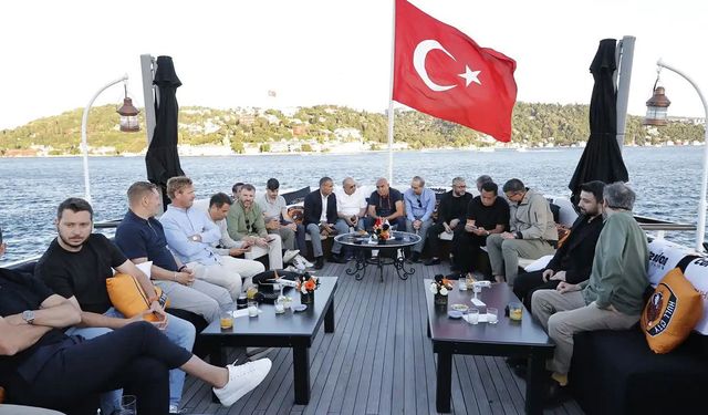 Acun Ilıcalı'dan Hull City'e İstanbul'da boğaz turu