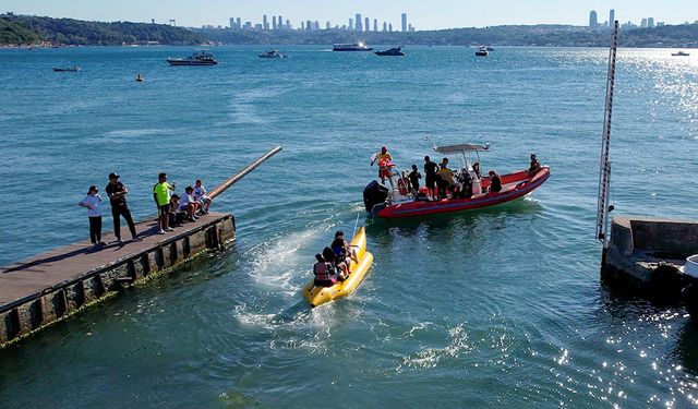 Beykoz'da Su Sporları Festivali Boğaz'da görsel şölen sundu