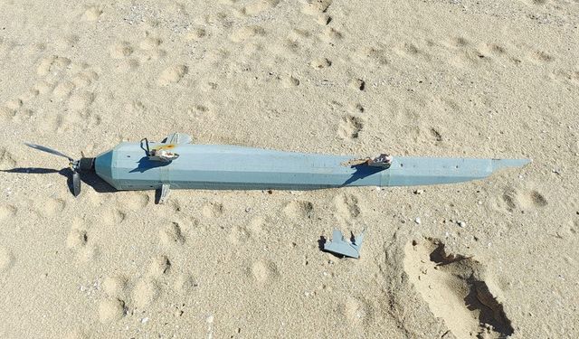 Karaburun sahiline vuran şüpheli cisim kontrollü imha edildi