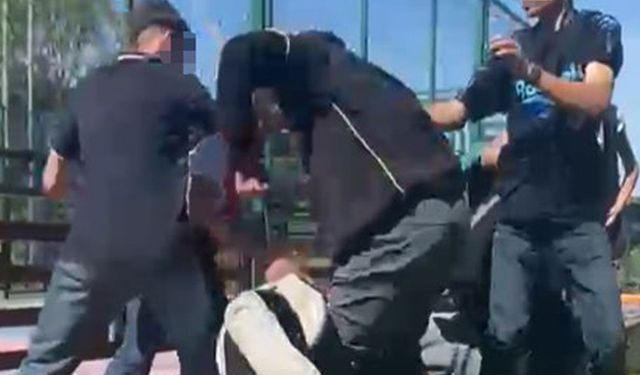 Arkadaşlarını yalnız yakalayıp darp ettiler