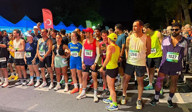 Sarıyer’de Türkiye’nin ilk gece maratonu düzenlendi
