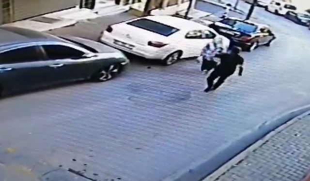 Şişli'de kadın yolda yürürken saldırıya uğradı: O anlar kamerada