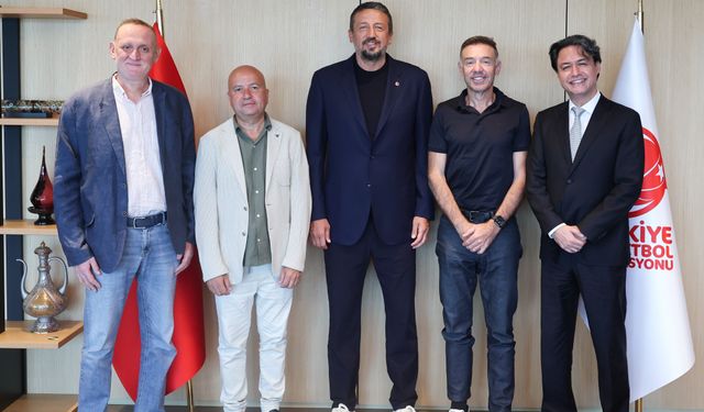 Koray GYO'dan TBF Başkanı Hidayet Türkoğlu'na ziyaret