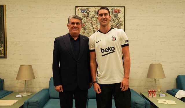 'Vlahovic'in lisansı için İtalya Futbol Federasyonu'ndan izin bekleniyor'
