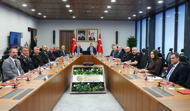 Bakan Çiftçi: "Okul ve yurt çevrelerinde denetimlerimizi sıklaştıracağız"
