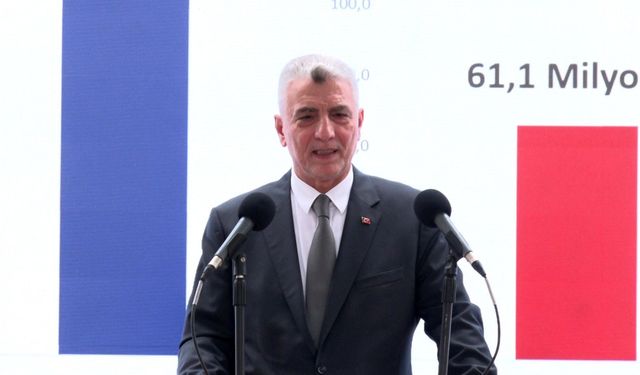 "İhracatın içinde kadın çalışanların çok büyük bir katkısı var"