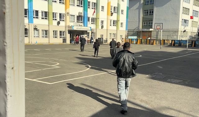KPSS adayları aynı isimli iki okulu karıştırdı: Sınava dakikalar kala panik