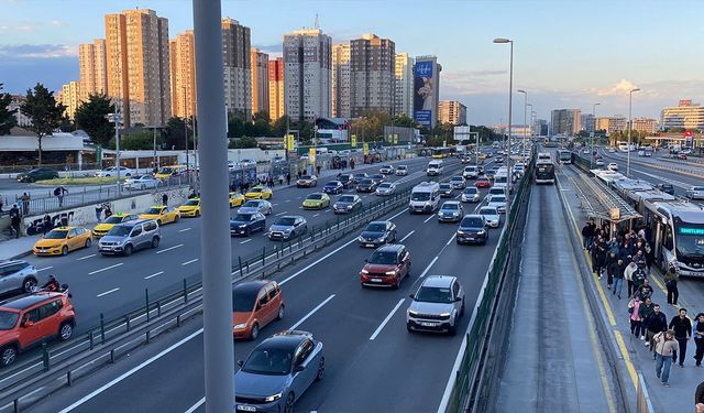 İstanbul’da yağmur çilesi sona erdi: Trafik yoğunluğu düştü