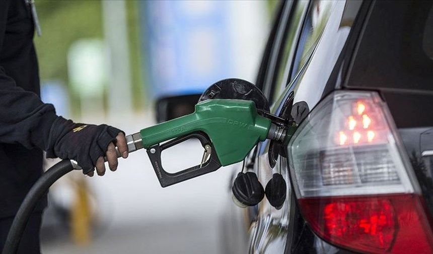 Benzine 4 lira 30 kuruş indirim