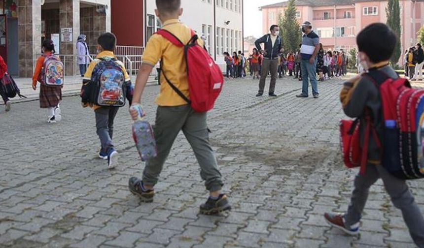 İstanbul'da yeni eğitim öğretim yılının ilk günü ulaşım ücretsiz olacak