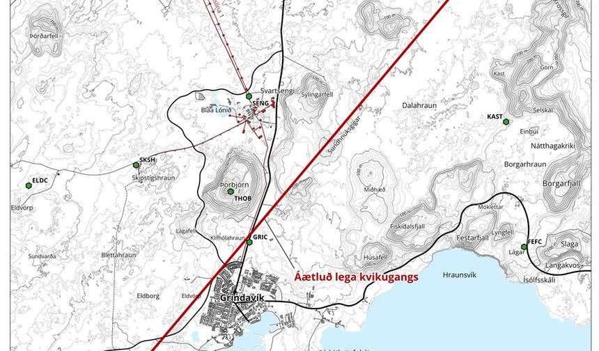 İzlanda’da yanardağ alarmı: Kasabanın tamamı tahliye edildi