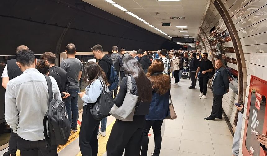 Teknik aksaklık yaşanan Üsküdar-Samandıra Metro Hattında son durum