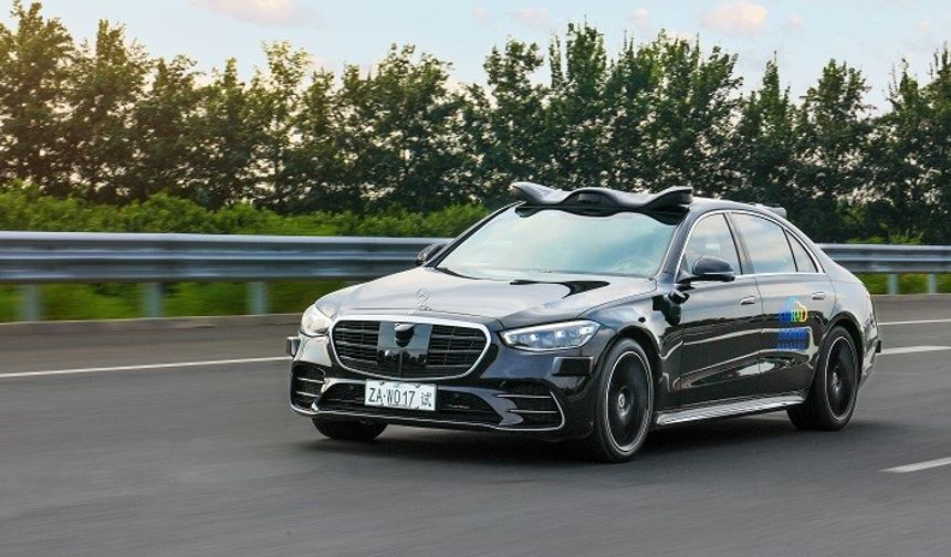 Mercedes-Benz, Pekin'de Seviye 4 otomatik sürüş testi için onay aldı