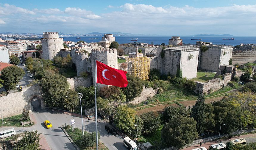 Yedikule Hisarı'ndaki ecdat mirası Fatih Mescidi'nin ihya çalışmalarında sona gelindi