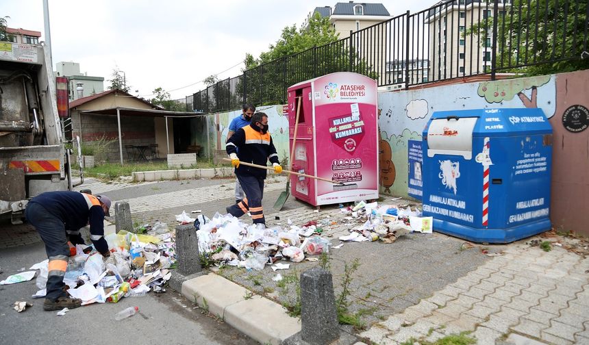 Ataşehir’de temizlik hareketi: Günlük 500 tona yakın çöp toplanıyor