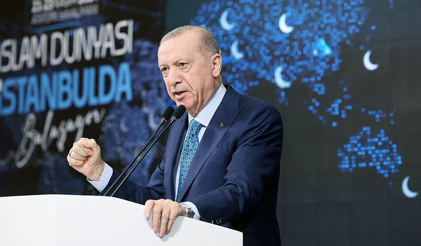 Cumhurbaşkanı Erdoğan: "İnsanlığın tüm kurumlarıyla kan kaybettiği dönemdeyiz"