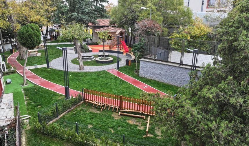 Üsküdar'da parklar yeni yüzüyle hizmete açıldı