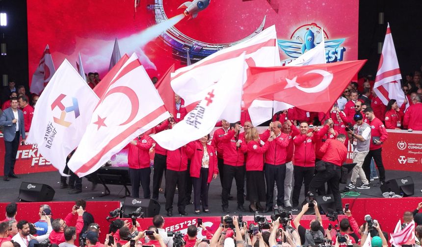 Bakan Kacır: KKTC'yi hep birlikte Bilişim Adası yapabiliriz