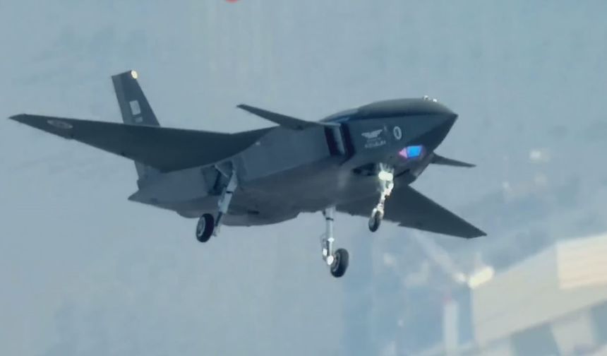 KIZILELMA MURAD 100-A AESA Atış Kontrol Radarı ile gökyüzünde