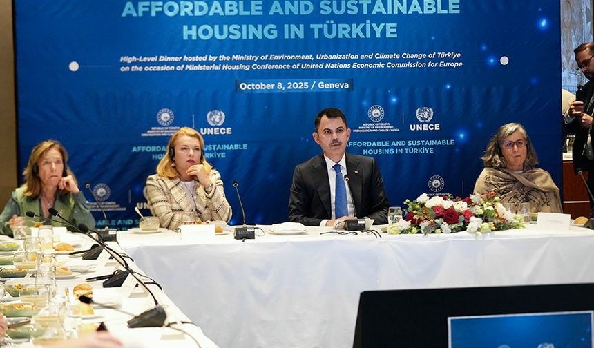 Bakan Kurum: Tüm ülkeler için afet yönetiminde ender rastlanan bir hız ve kapsam örneği sunuyoruz