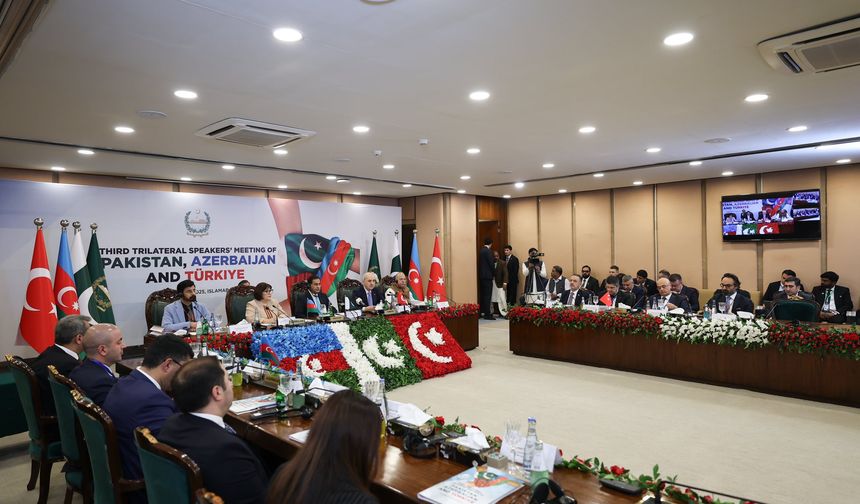 TBMM Başkanı Kurtulmuş, Azerbaycan, Pakistan ve Türkiye Parlamento Başkanları İcra Toplantısı’na katıldı