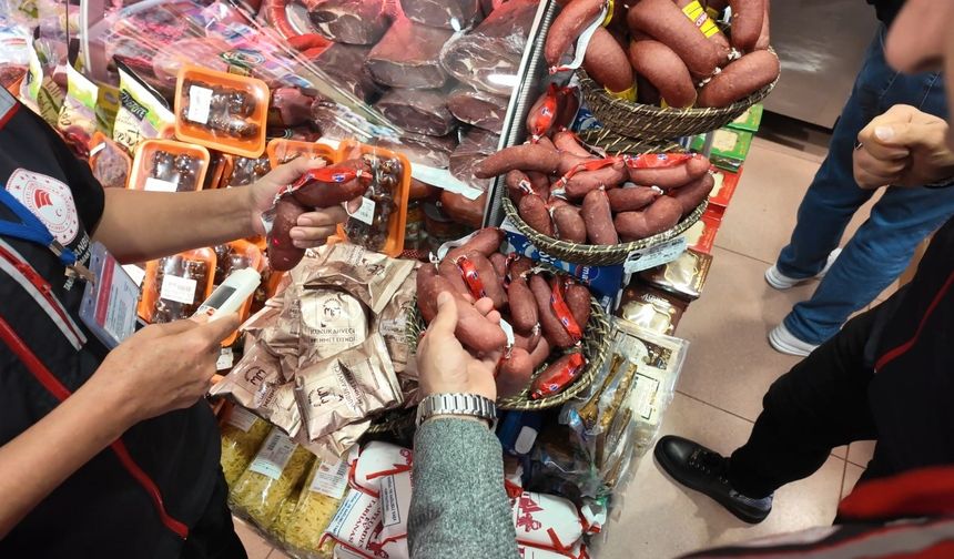 Kadıköy'de gıda ve hijyen denetimleri artırıldı