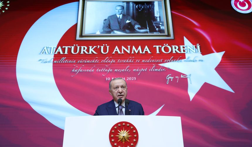 ''Cepheleşmenin en büyük mağduru Atatürk'ün hatırası ve eserleri''