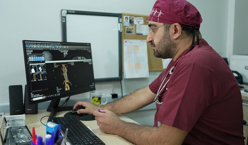 ‘Diş eti iltihabı kalp krizine neden olabilir’