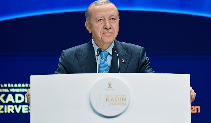 "Hiçbir ayrım yapmadan şehrine hizmet edenin yanında, şehrini yağmalayanın karşısında olacağız"