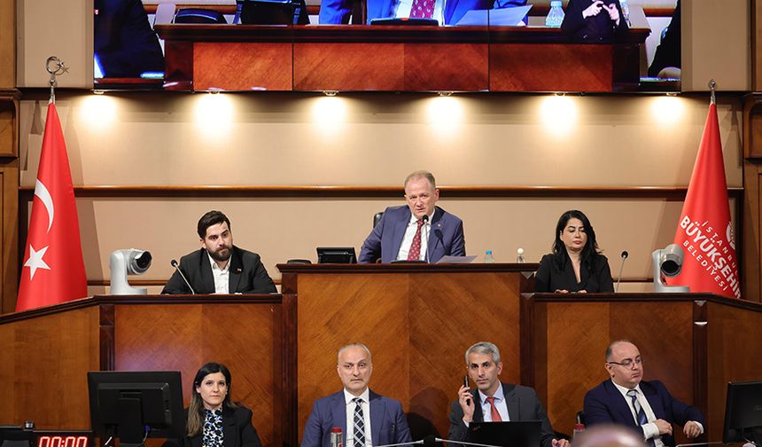 İBB Meclisi’nde çöpe atılan İSBİKE bisikletleri gerginliği