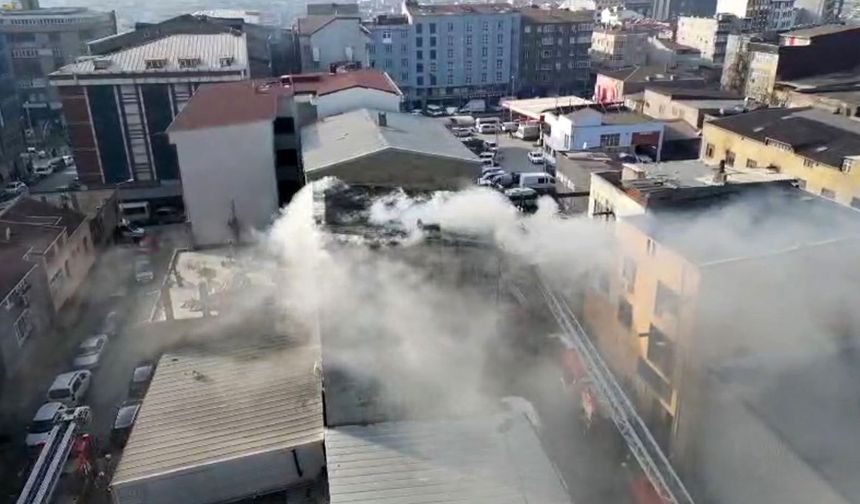 Sultangazi'de bir binada çıkan yangında can pazarı